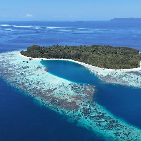 Wai Resort - Raja Ampat Pulau Birie Esterno foto