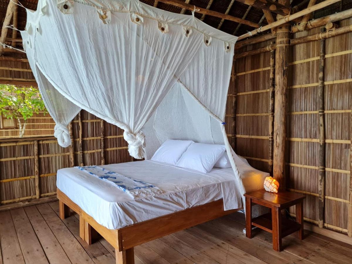 Wai Resort - Raja Ampat Pulau Birie Esterno foto