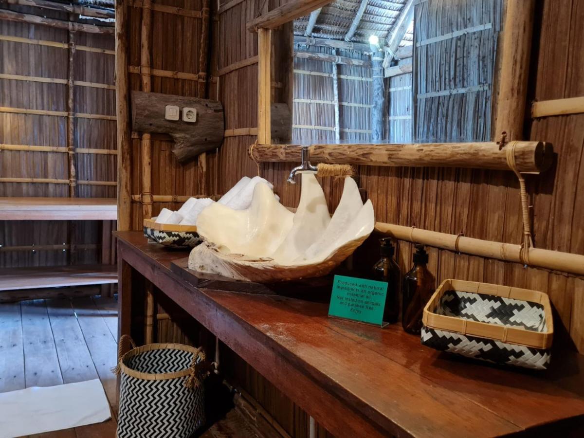 Wai Resort - Raja Ampat Pulau Birie Esterno foto